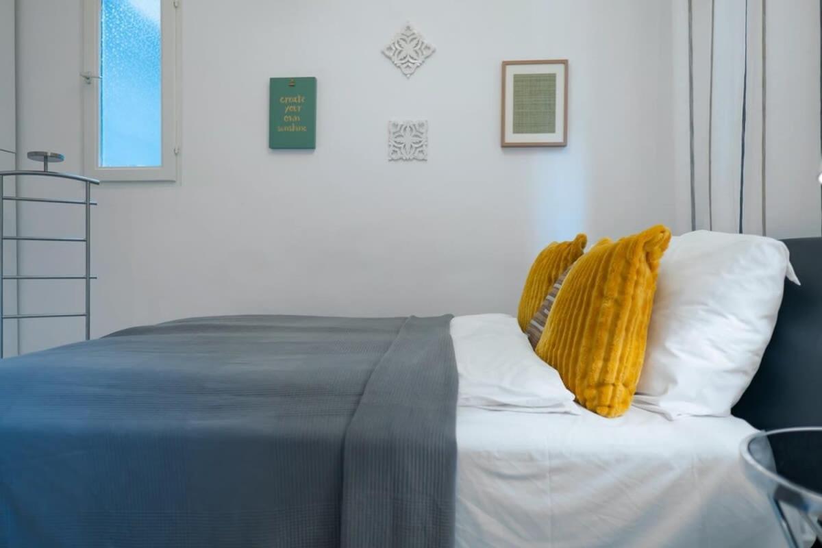 Chic Central Flat With River View Budapest Luaran gambar