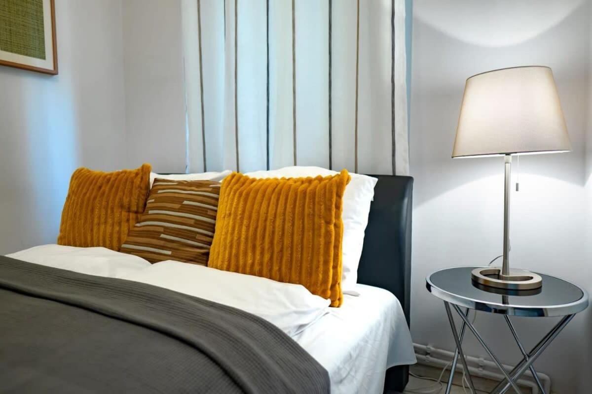Chic Central Flat With River View Budapest Luaran gambar
