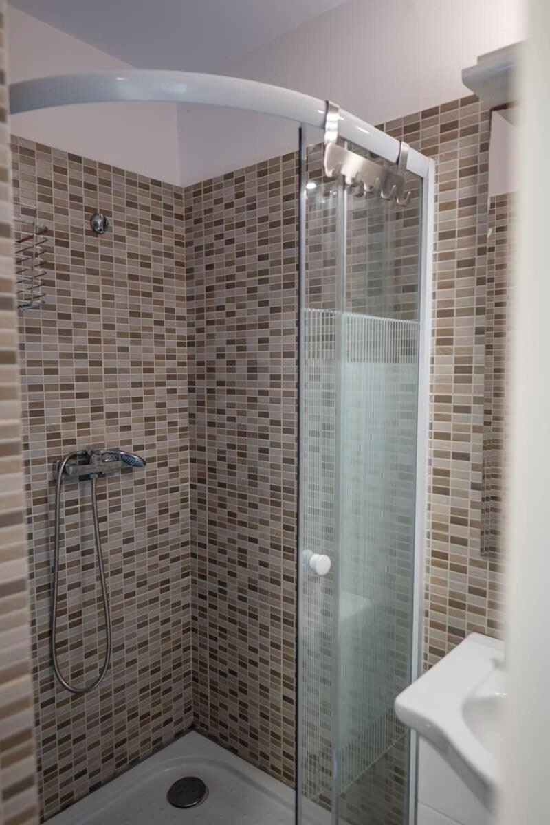 Chic Central Flat With River View Budapest Luaran gambar